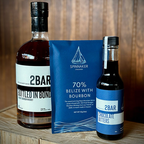 2BAR-Spirits-Whiskey-_-Chocolate-Lovers-Gift-Pack_600.jpg