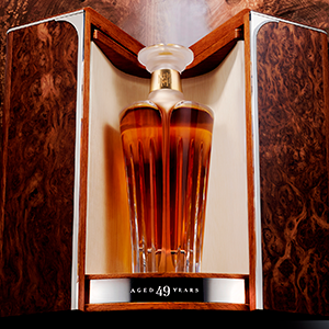 Midleton-Very-Rare-Silent-Distillery-Ch_5_300.png