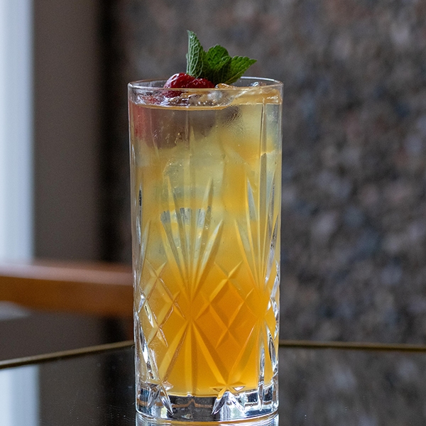 Pimm-sky-Cup-600.jpg