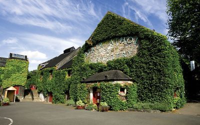 Blair Athol Distillery DAVID OSBORN / ALAMY STOCK PHOTO 