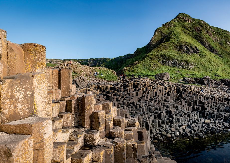 Giant’s Causeway CHRIS HILL / TOURISM IRELAND 
