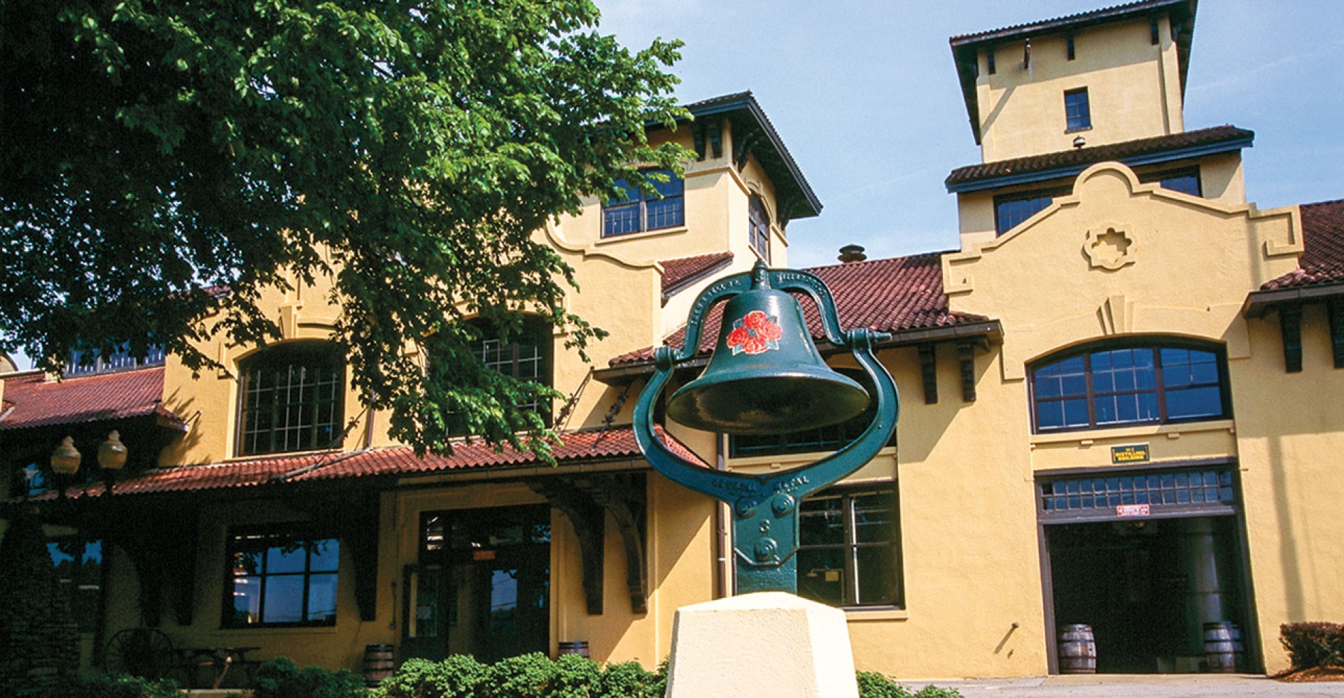 News Notes: Four Roses Sale Is Done, Crater Lake Is Sold, Rarities From Dallas Dhu  & More