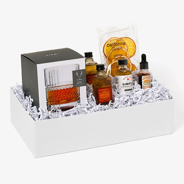 old-fashioned-cocktail-kit-2024-600.jpg